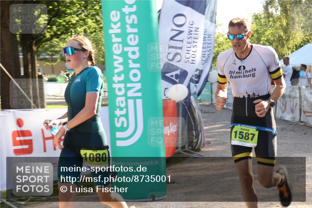 07.09.2025 - 19. Norderstedt Triathlon Luisa Fischer http://msf.ph/oto/8735001 07.09.2025 16:34:43 Ziel 1080, 1587, 1590 meine-sportfotos.de