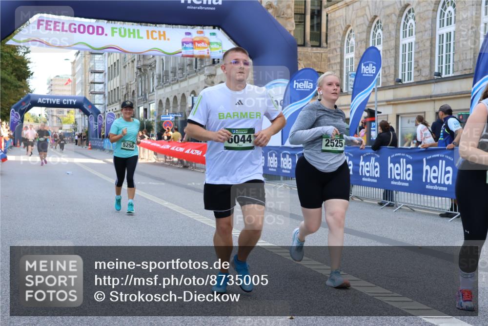 07.09.2025 - BARMER Alsterlauf Strokosch-Dieckow http://msf.ph/oto/8735005 07.09.2025 10:20:16 Ziel 2685, 2686, 2977, 3216, 3297, 3672, 3786, 3787, 3969, 4151, 4152, 4331, 4414, 4774, 4901, 4971, 5594 meine-sportfotos.de