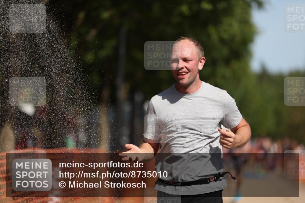 07.09.2025 - 19. Norderstedt Triathlon Michael Strokosch http://msf.ph/oto/8735010 07.09.2025 12:19:40 Laufen 801 meine-sportfotos.de