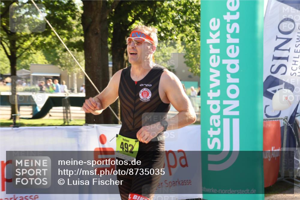 07.09.2025 - 19. Norderstedt Triathlon Luisa Fischer http://msf.ph/oto/8735035 07.09.2025 16:35:12 Ziel 492 meine-sportfotos.de