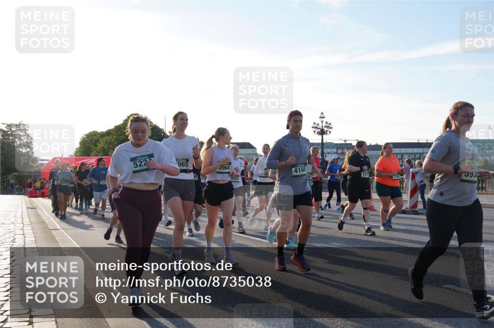 07.09.2025 - BARMER Alsterlauf Yannick Fuchs http://msf.ph/oto/8735038 07.09.2025 09:08:28 Laufen 423, 522, 965, 3964, 3052, 4166, 61813, 1071, 45, 5936 meine-sportfotos.de