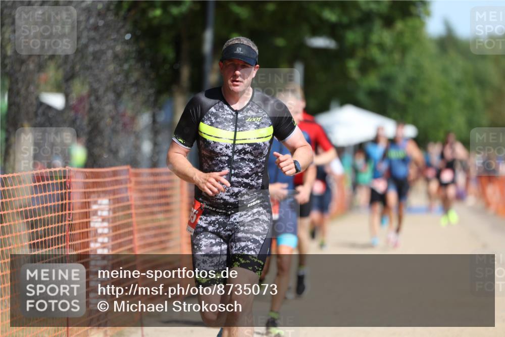 07.09.2025 - 19. Norderstedt Triathlon Michael Strokosch http://msf.ph/oto/8735073 07.09.2025 12:19:48 Laufen 215, 791, 837, 862, 1265 meine-sportfotos.de