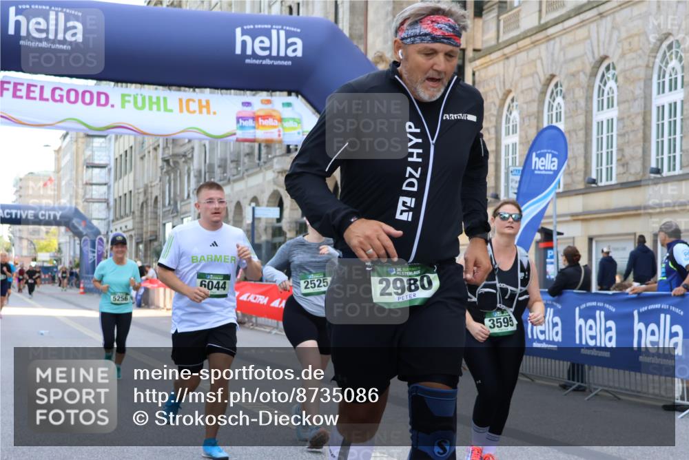 07.09.2025 - BARMER Alsterlauf Strokosch-Dieckow http://msf.ph/oto/8735086 07.09.2025 10:20:15 Ziel 2685, 2686, 2977, 3216, 3297, 3672, 3786, 3787, 3969, 4151, 4152, 4331, 4414, 4774, 4901, 4971, 5594 meine-sportfotos.de
