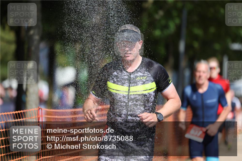 07.09.2025 - 19. Norderstedt Triathlon Michael Strokosch http://msf.ph/oto/8735088 07.09.2025 12:19:49 Laufen 215, 791, 837, 862, 1265 meine-sportfotos.de