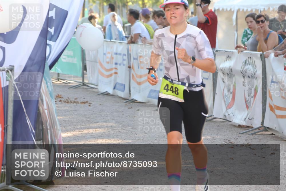 07.09.2025 - 19. Norderstedt Triathlon Luisa Fischer http://msf.ph/oto/8735093 07.09.2025 16:35:26 Ziel 448, 905, 1570 meine-sportfotos.de