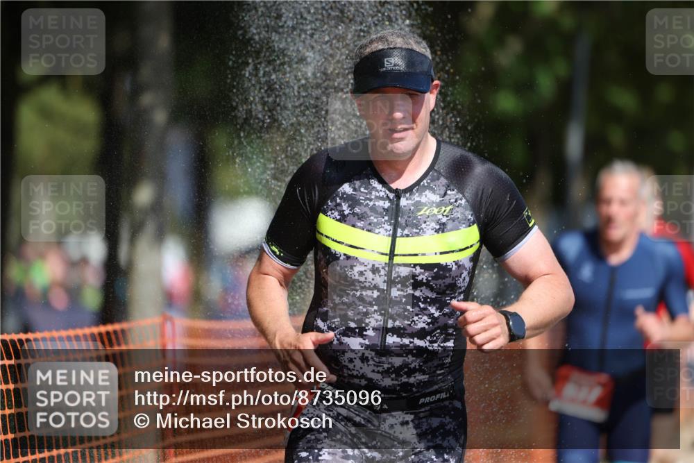 07.09.2025 - 19. Norderstedt Triathlon Michael Strokosch http://msf.ph/oto/8735096 07.09.2025 12:19:50 Laufen 215, 791, 815, 837, 862, 1265 meine-sportfotos.de