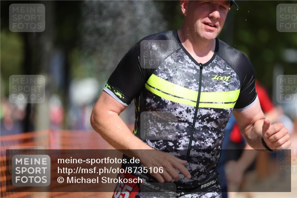 07.09.2025 - 19. Norderstedt Triathlon Michael Strokosch http://msf.ph/oto/8735106 07.09.2025 12:19:50 Laufen 215, 791, 815, 837, 862, 1265 meine-sportfotos.de