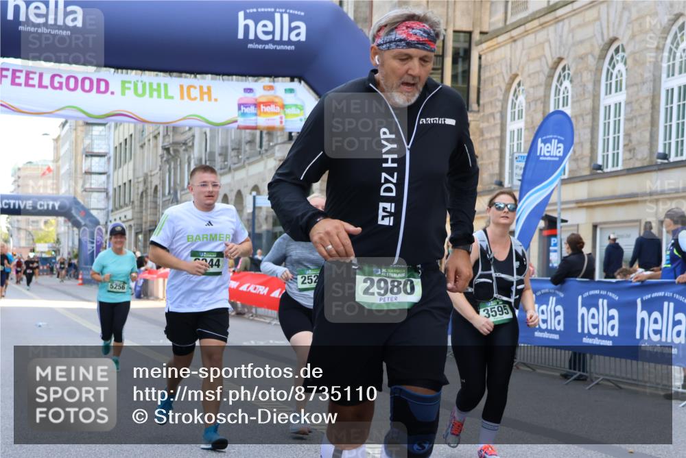 07.09.2025 - BARMER Alsterlauf Strokosch-Dieckow http://msf.ph/oto/8735110 07.09.2025 10:20:15 Ziel 2685, 2686, 2977, 3216, 3297, 3672, 3786, 3787, 3969, 4151, 4152, 4331, 4414, 4774, 4901, 4971, 5594 meine-sportfotos.de
