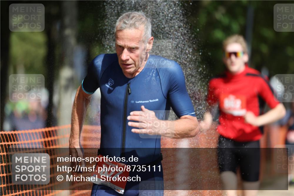07.09.2025 - 19. Norderstedt Triathlon Michael Strokosch http://msf.ph/oto/8735111 07.09.2025 12:19:51 Laufen 215, 791, 815, 837, 862, 1265 meine-sportfotos.de