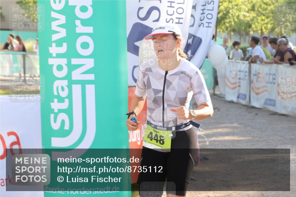 07.09.2025 - 19. Norderstedt Triathlon Luisa Fischer http://msf.ph/oto/8735112 07.09.2025 16:35:27 Ziel 448, 905, 1570 meine-sportfotos.de
