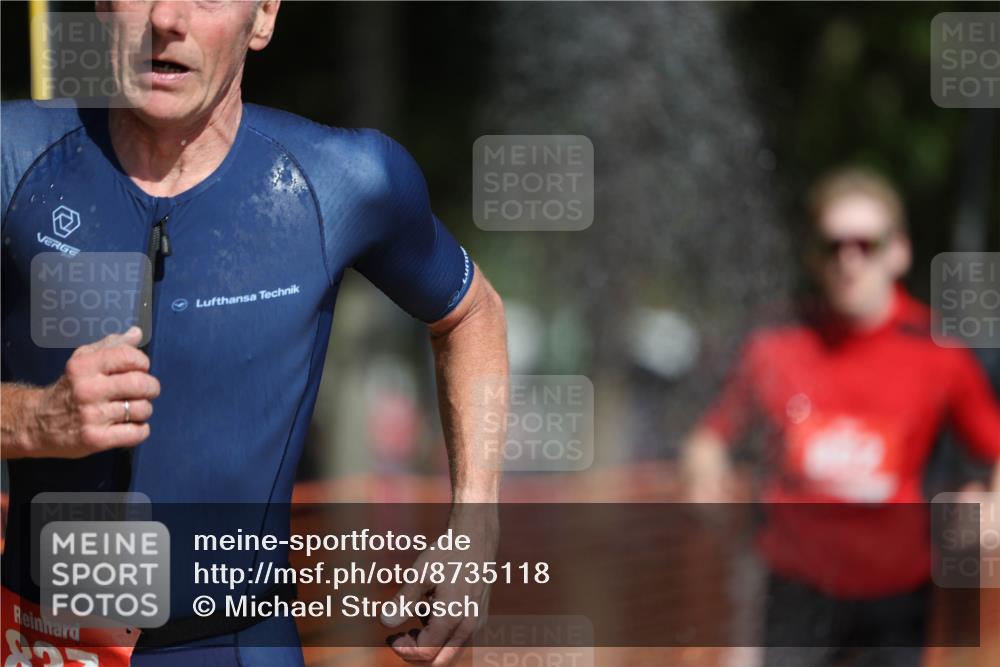 07.09.2025 - 19. Norderstedt Triathlon Michael Strokosch http://msf.ph/oto/8735118 07.09.2025 12:19:52 Laufen 215, 791, 815, 837, 862, 1265 meine-sportfotos.de