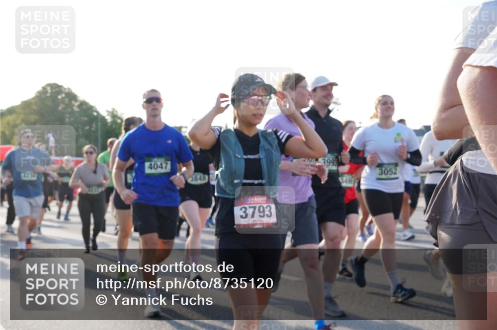 07.09.2025 - BARMER Alsterlauf Yannick Fuchs http://msf.ph/oto/8735120 07.09.2025 09:08:30 Laufen 4047, 3848, 3793, 399, 3052 meine-sportfotos.de