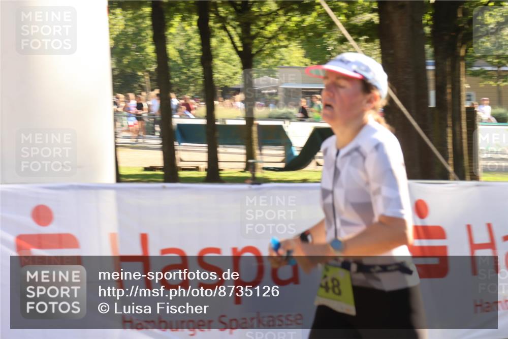 07.09.2025 - 19. Norderstedt Triathlon Luisa Fischer http://msf.ph/oto/8735126 07.09.2025 16:35:29 Ziel 448, 1570 meine-sportfotos.de