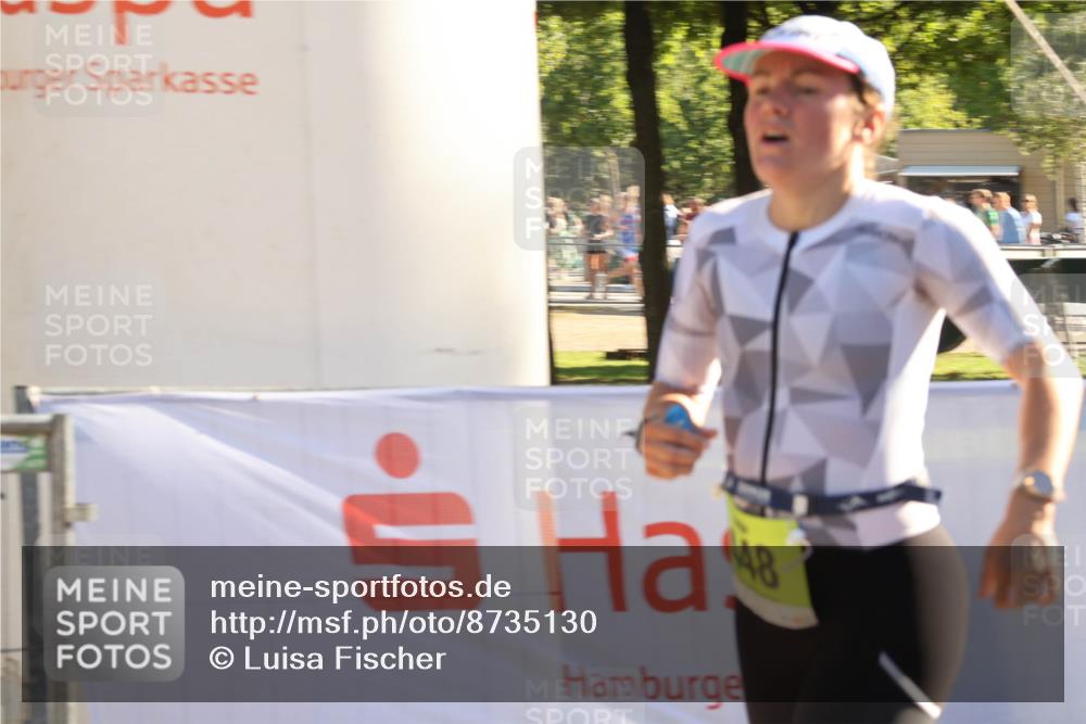 07.09.2025 - 19. Norderstedt Triathlon Luisa Fischer http://msf.ph/oto/8735130 07.09.2025 16:35:29 Ziel 448, 1570 meine-sportfotos.de
