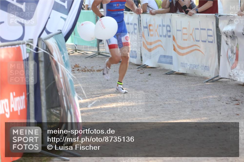 07.09.2025 - 19. Norderstedt Triathlon Luisa Fischer http://msf.ph/oto/8735136 07.09.2025 16:35:39 Ziel 1600 meine-sportfotos.de