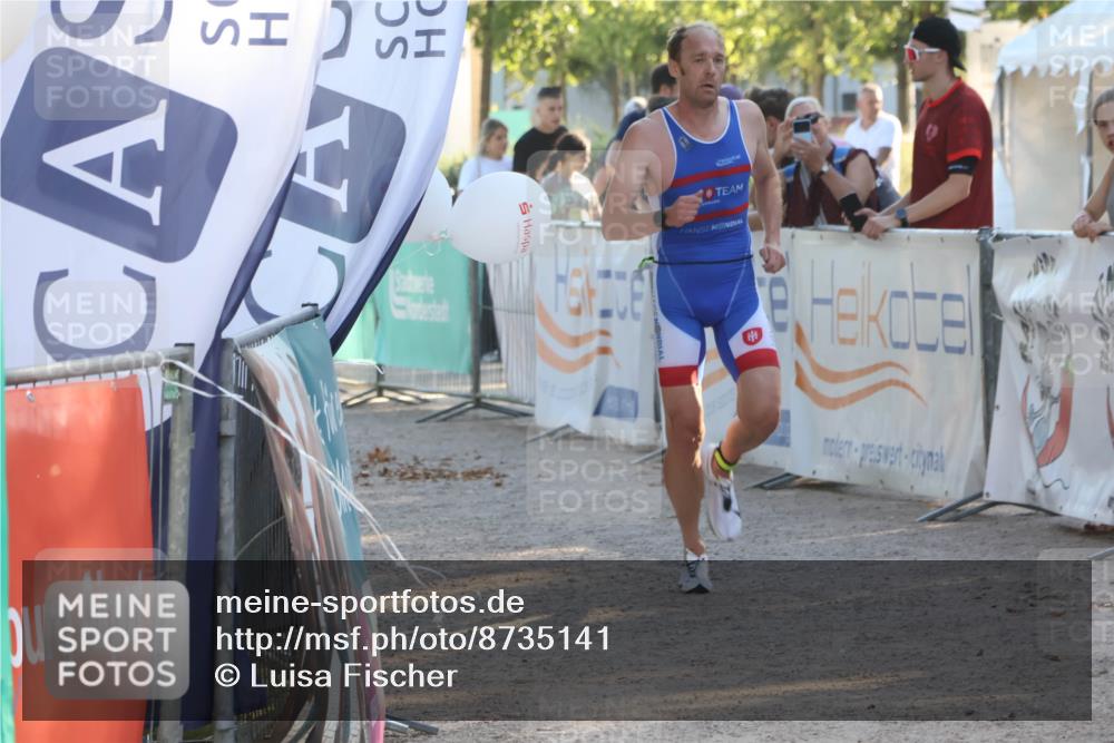 07.09.2025 - 19. Norderstedt Triathlon Luisa Fischer http://msf.ph/oto/8735141 07.09.2025 16:35:40 Ziel 1600 meine-sportfotos.de
