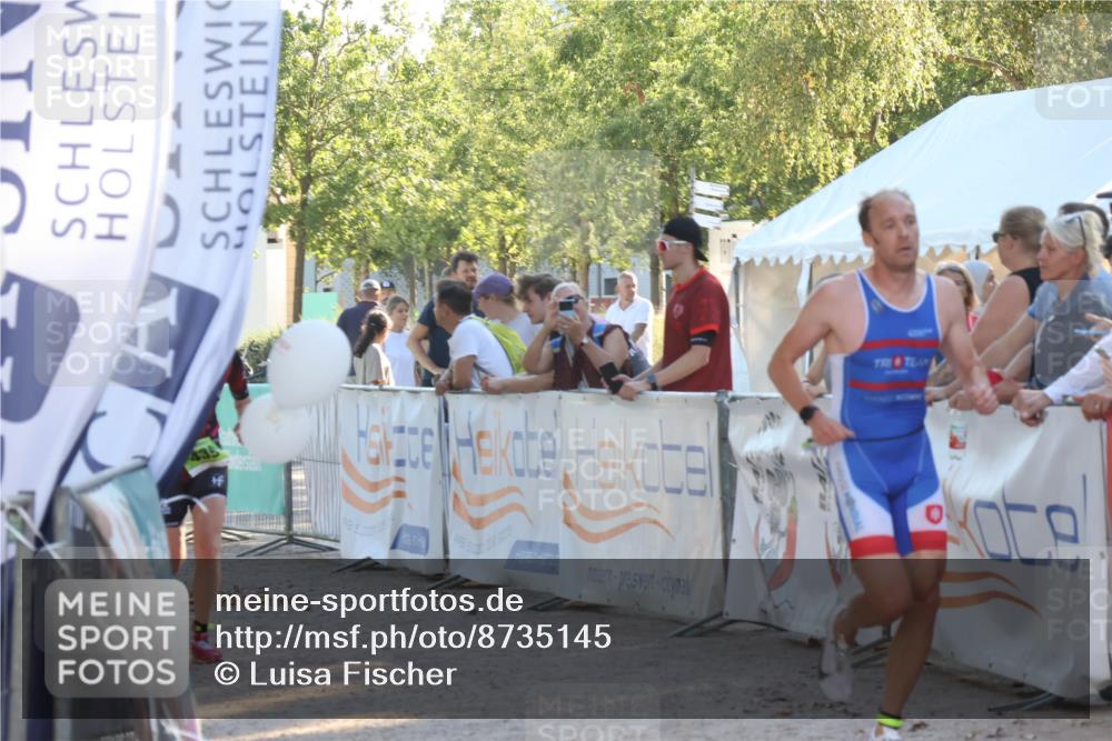 07.09.2025 - 19. Norderstedt Triathlon Luisa Fischer http://msf.ph/oto/8735145 07.09.2025 16:35:41 Ziel 1600 meine-sportfotos.de