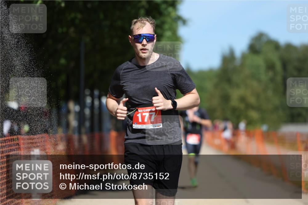 07.09.2025 - 19. Norderstedt Triathlon Michael Strokosch http://msf.ph/oto/8735152 07.09.2025 13:01:29 Laufen 177, 210, 250, 1376 meine-sportfotos.de