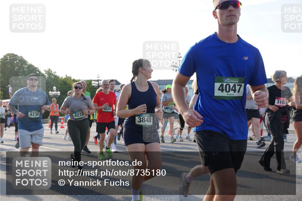 07.09.2025 - BARMER Alsterlauf Yannick Fuchs http://msf.ph/oto/8735180 07.09.2025 09:08:32 Laufen 4234, 4233, 5625, 3849, 2114, 36, 4047, 3183 meine-sportfotos.de