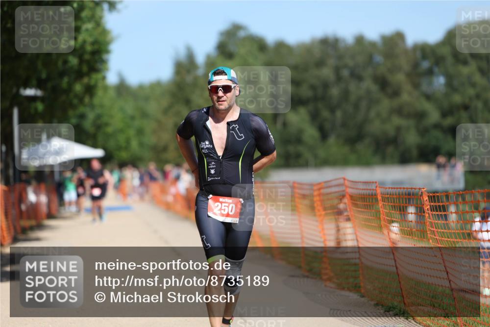 07.09.2025 - 19. Norderstedt Triathlon Michael Strokosch http://msf.ph/oto/8735189 07.09.2025 13:01:33 Laufen 177, 210, 250 meine-sportfotos.de