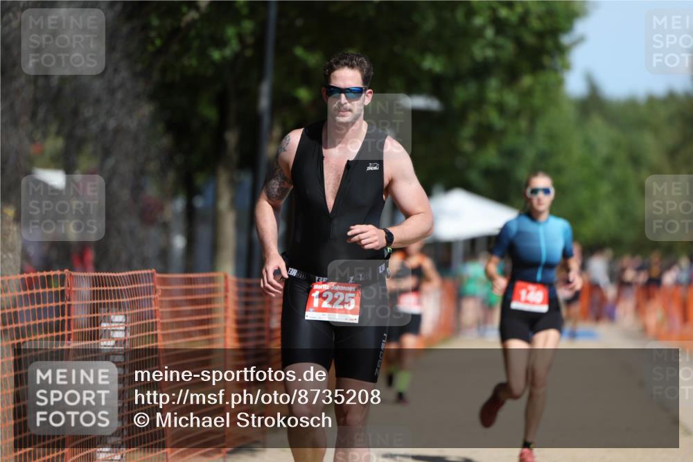 07.09.2025 - 19. Norderstedt Triathlon Michael Strokosch http://msf.ph/oto/8735208 07.09.2025 12:20:04 Laufen 140, 1225, 1278 meine-sportfotos.de