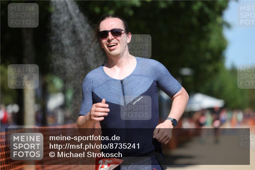 07.09.2025 - 19. Norderstedt Triathlon Michael Strokosch http://msf.ph/oto/8735241 07.09.2025 13:01:36 Laufen 210, 250 meine-sportfotos.de
