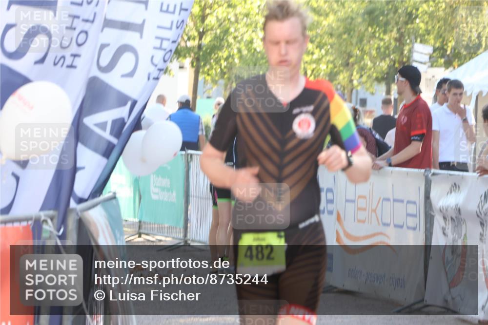 07.09.2025 - 19. Norderstedt Triathlon Luisa Fischer http://msf.ph/oto/8735244 07.09.2025 16:36:22 Ziel 482 meine-sportfotos.de