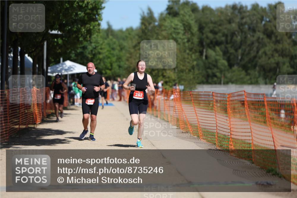 07.09.2025 - 19. Norderstedt Triathlon Michael Strokosch http://msf.ph/oto/8735246 07.09.2025 13:01:44 Laufen 262, 1397 meine-sportfotos.de