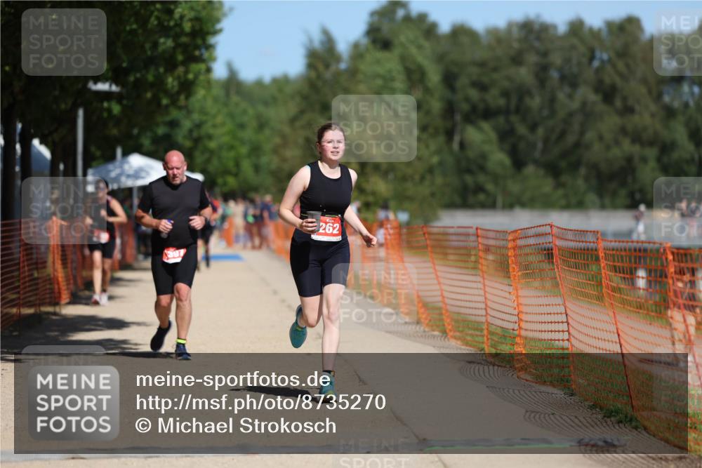 07.09.2025 - 19. Norderstedt Triathlon Michael Strokosch http://msf.ph/oto/8735270 07.09.2025 13:01:45 Laufen 262, 1397 meine-sportfotos.de