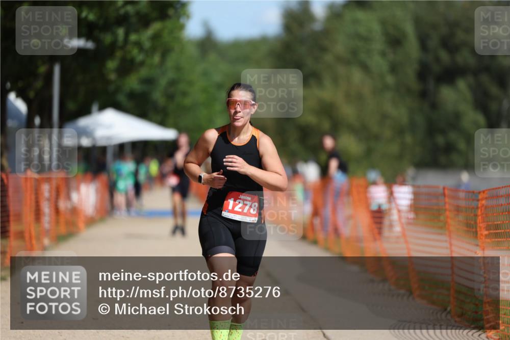 07.09.2025 - 19. Norderstedt Triathlon Michael Strokosch http://msf.ph/oto/8735276 07.09.2025 12:20:11 Laufen 140, 1278 meine-sportfotos.de