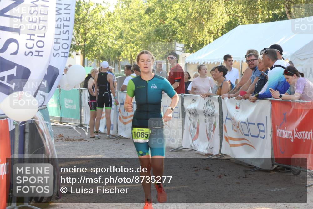 07.09.2025 - 19. Norderstedt Triathlon Luisa Fischer http://msf.ph/oto/8735277 07.09.2025 16:36:28 Ziel 482, 1085 meine-sportfotos.de