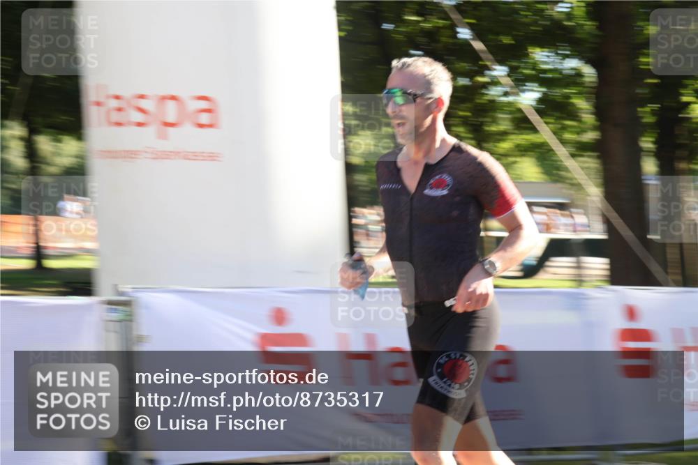 07.09.2025 - 19. Norderstedt Triathlon Luisa Fischer http://msf.ph/oto/8735317 07.09.2025 16:36:45 Ziel 483 meine-sportfotos.de