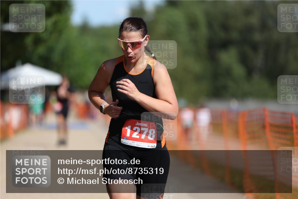 07.09.2025 - 19. Norderstedt Triathlon Michael Strokosch http://msf.ph/oto/8735319 07.09.2025 12:20:13 Laufen 1278 meine-sportfotos.de