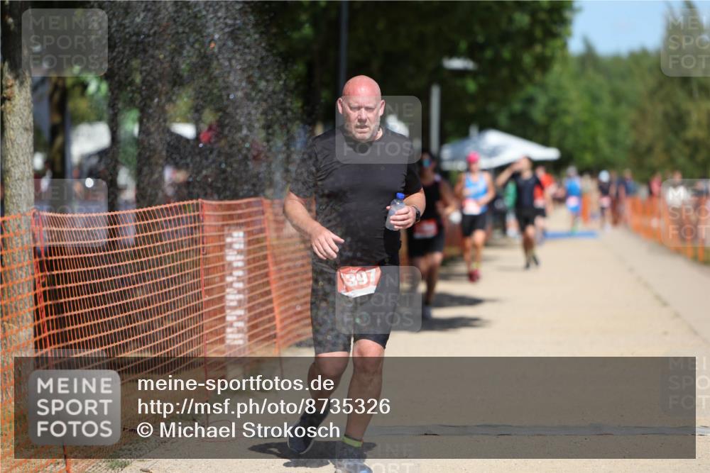 07.09.2025 - 19. Norderstedt Triathlon Michael Strokosch http://msf.ph/oto/8735326 07.09.2025 13:01:49 Laufen 262, 1369, 1380, 1397 meine-sportfotos.de