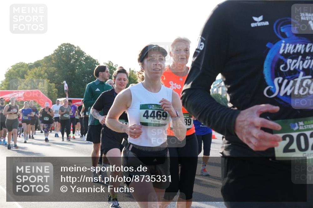07.09.2025 - BARMER Alsterlauf Yannick Fuchs http://msf.ph/oto/8735331 07.09.2025 09:08:37 Laufen 1417, 2634, 2642, 36, 4469, 39, 29, 8, 36, 202 meine-sportfotos.de