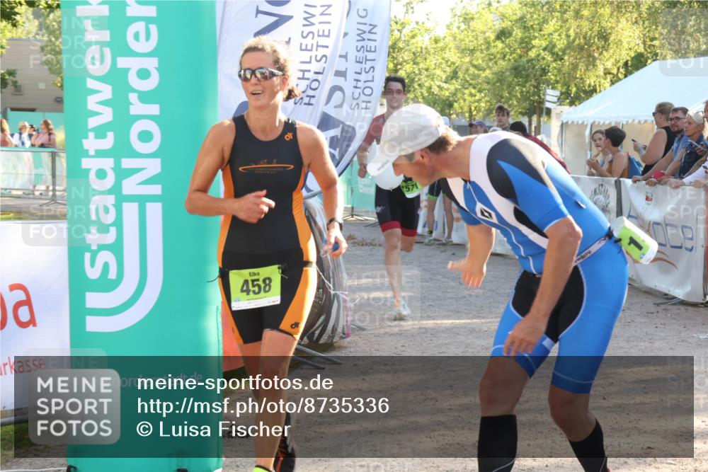07.09.2025 - 19. Norderstedt Triathlon Luisa Fischer http://msf.ph/oto/8735336 07.09.2025 16:37:01 Ziel 458, 1565, 1571 meine-sportfotos.de
