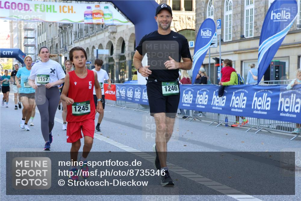 07.09.2025 - BARMER Alsterlauf Strokosch-Dieckow http://msf.ph/oto/8735346 07.09.2025 11:45:15 Ziel 1018, 1058, 1059, 1094 meine-sportfotos.de
