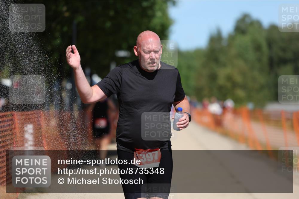 07.09.2025 - 19. Norderstedt Triathlon Michael Strokosch http://msf.ph/oto/8735348 07.09.2025 13:01:51 Laufen 171, 262, 1369, 1380, 1397 meine-sportfotos.de
