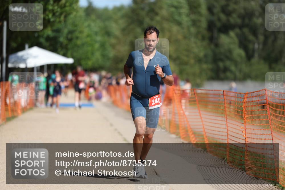 07.09.2025 - 19. Norderstedt Triathlon Michael Strokosch http://msf.ph/oto/8735374 07.09.2025 12:20:41 Laufen 245 meine-sportfotos.de