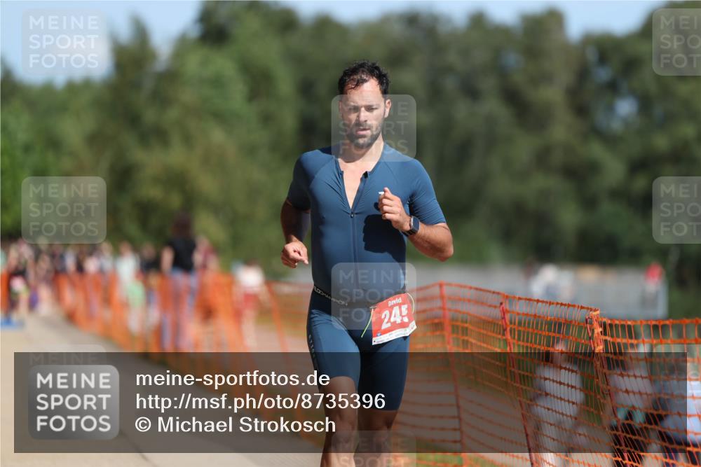 07.09.2025 - 19. Norderstedt Triathlon Michael Strokosch http://msf.ph/oto/8735396 07.09.2025 12:20:42 Laufen 245 meine-sportfotos.de