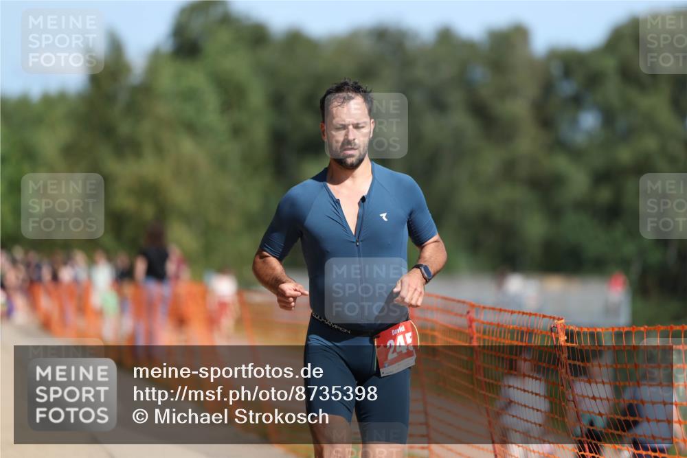 07.09.2025 - 19. Norderstedt Triathlon Michael Strokosch http://msf.ph/oto/8735398 07.09.2025 12:20:42 Laufen 245 meine-sportfotos.de