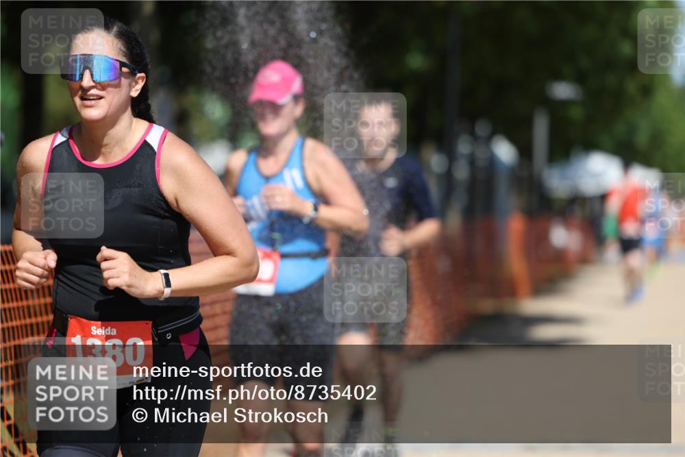 07.09.2025 - 19. Norderstedt Triathlon Michael Strokosch http://msf.ph/oto/8735402 07.09.2025 13:01:58 Laufen 171, 808, 1369, 1380 meine-sportfotos.de