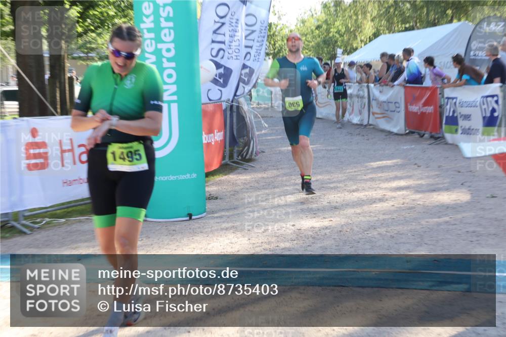 07.09.2025 - 19. Norderstedt Triathlon Luisa Fischer http://msf.ph/oto/8735403 07.09.2025 16:37:13 Ziel 530, 1065, 1495 meine-sportfotos.de