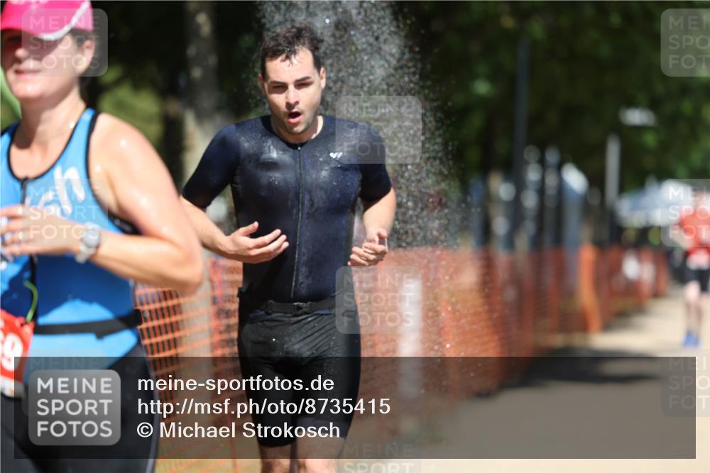 07.09.2025 - 19. Norderstedt Triathlon Michael Strokosch http://msf.ph/oto/8735415 07.09.2025 13:01:59 Laufen 171, 808, 1369, 1380 meine-sportfotos.de