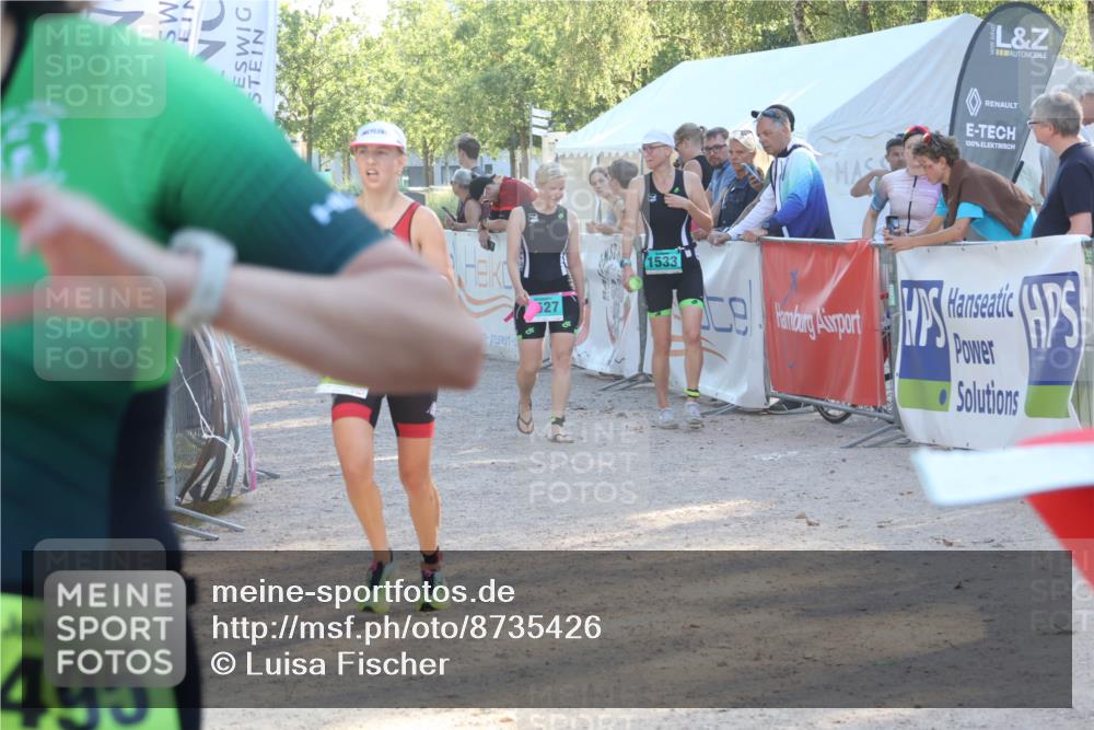 07.09.2025 - 19. Norderstedt Triathlon Luisa Fischer http://msf.ph/oto/8735426 07.09.2025 16:37:16 Ziel 530, 1065, 1495 meine-sportfotos.de