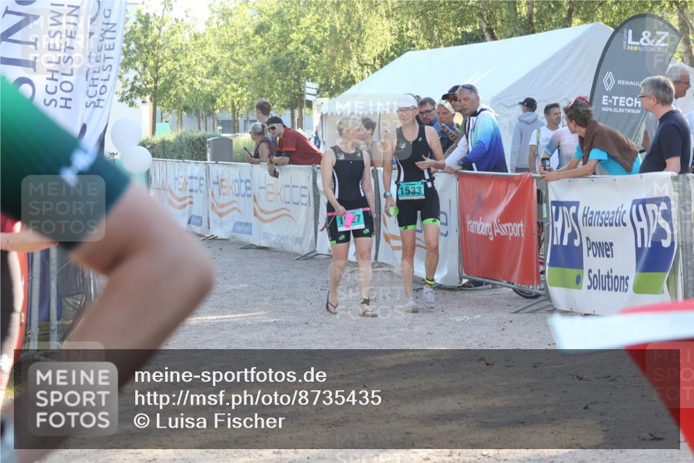 07.09.2025 - 19. Norderstedt Triathlon Luisa Fischer http://msf.ph/oto/8735435 07.09.2025 16:37:17 Ziel 530, 1065, 1495 meine-sportfotos.de