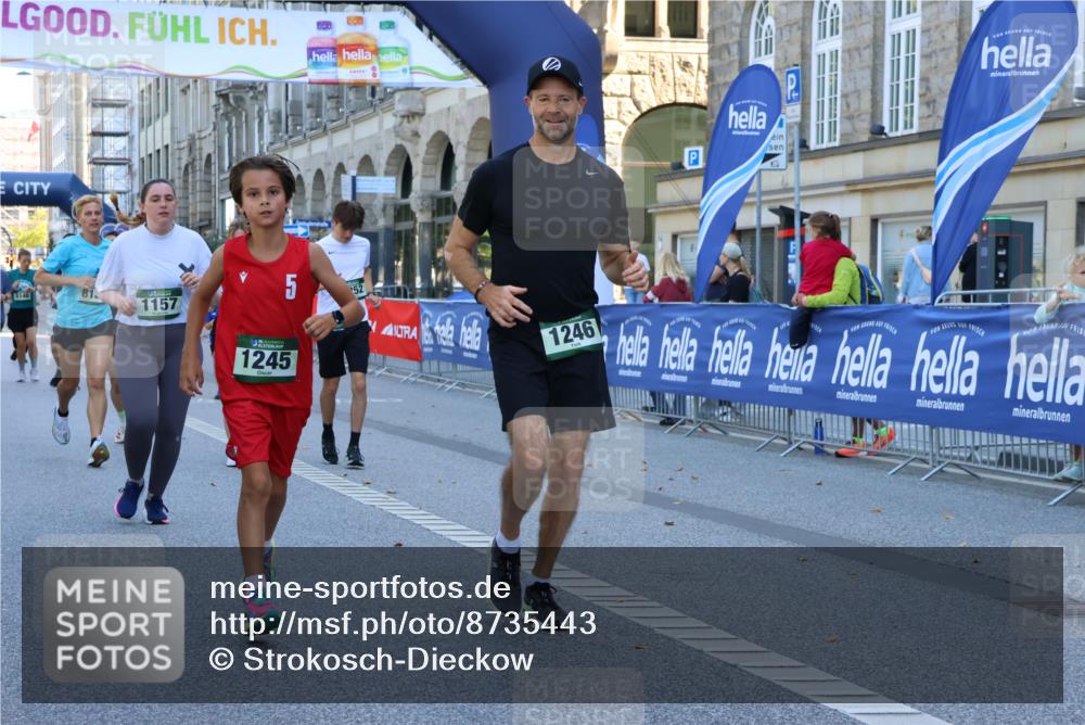 07.09.2025 - BARMER Alsterlauf Strokosch-Dieckow http://msf.ph/oto/8735443 07.09.2025 11:45:15 Ziel 1018, 1058, 1059, 1094 meine-sportfotos.de