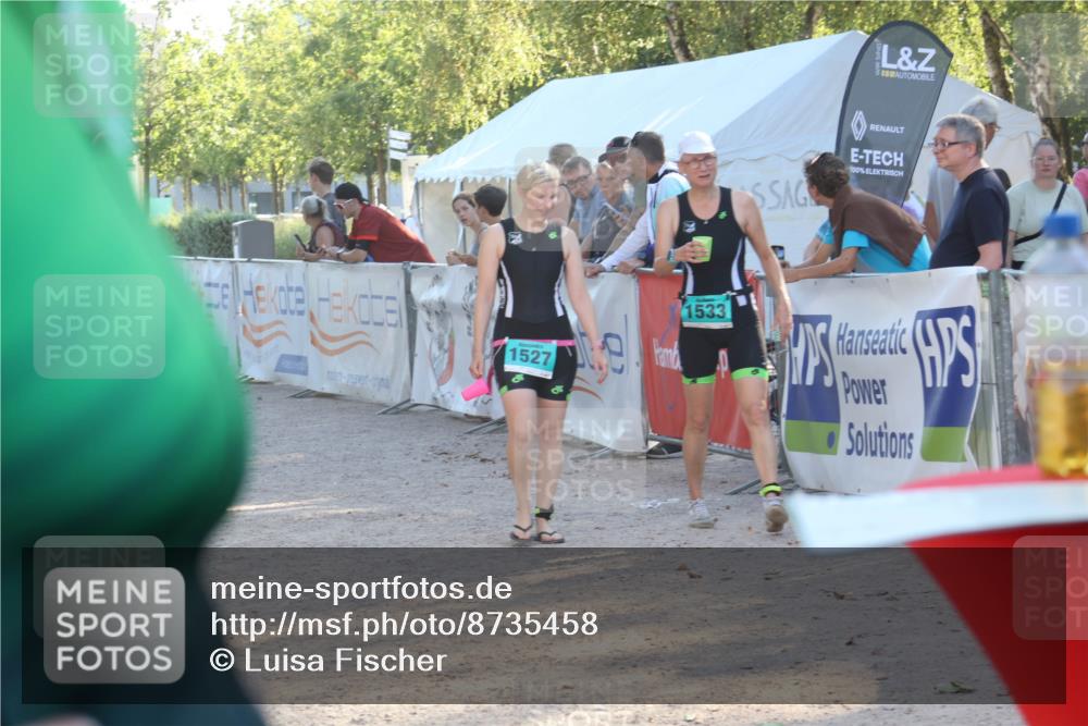 07.09.2025 - 19. Norderstedt Triathlon Luisa Fischer http://msf.ph/oto/8735458 07.09.2025 16:37:19 Ziel 530, 1065 meine-sportfotos.de