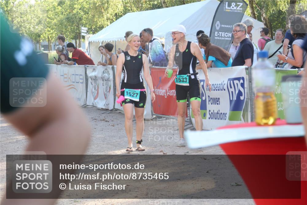 07.09.2025 - 19. Norderstedt Triathlon Luisa Fischer http://msf.ph/oto/8735465 07.09.2025 16:37:20 Ziel 530, 1065 meine-sportfotos.de