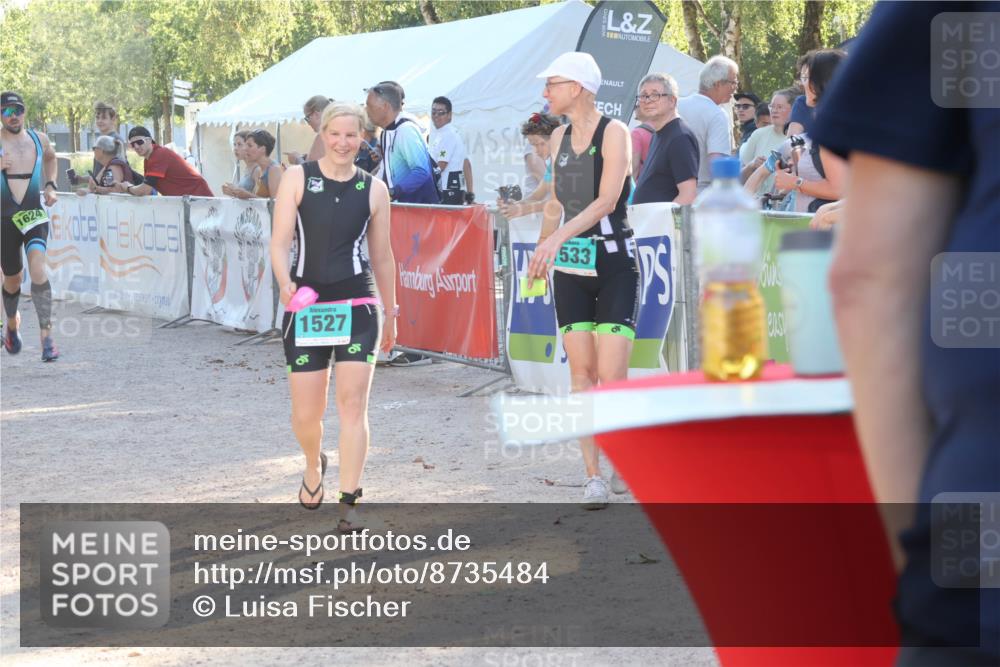 07.09.2025 - 19. Norderstedt Triathlon Luisa Fischer http://msf.ph/oto/8735484 07.09.2025 16:37:22 Ziel 1065, 1527, 1533, 1624 meine-sportfotos.de